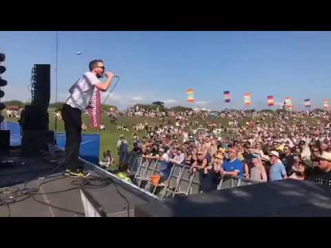 The Slow Readers Club live at Victorious Festival 2017 (Seaside Stage)