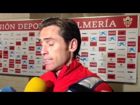 Corona (UD Almería) tras perder con Osasuna