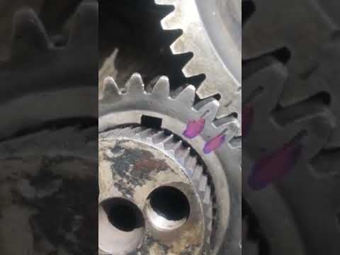 Timing gear installation Perkins 4 cylinder engine