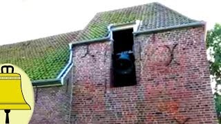 preview picture of video 'Westerbur Ostfriesland: Kerkklok Lutherse kerk'