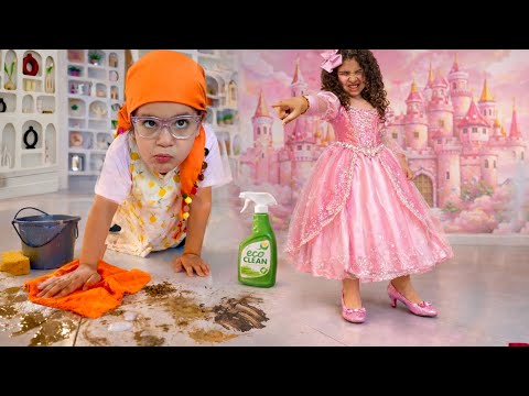 The cleaning lady and her boss 😢 Educational and fun stories for children