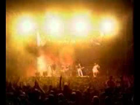 Videos musicales Barricada En blanco y negro Con Rosendo y Yosi de Los Suaves Videoclip en directo