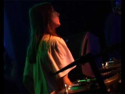 Happy Birthday Bpitch Control - Ellen Allien @ ALRT, Effenaar 05-30-2009