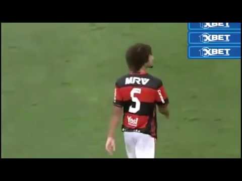 MIGUEL TRAUCO DIO PASE GOL EN VICTORIA DEL FLAMENGO SOBRE GREMIO