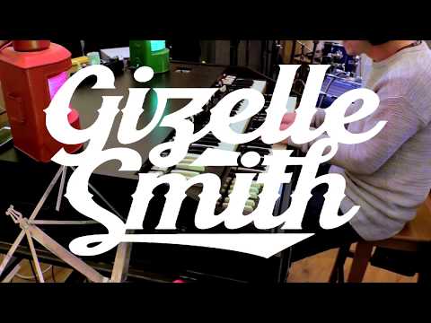 Gizelle Smith - Hero (feat. Eric Boss) (Live Studio Video)