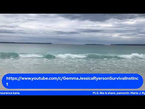 MJRyerson Listening to wave to relax in Hyams Beach in Australia