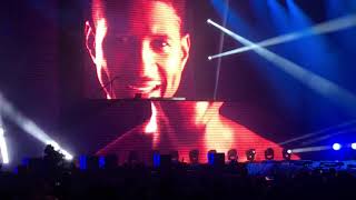 Usher R&amp;b Friday’s live