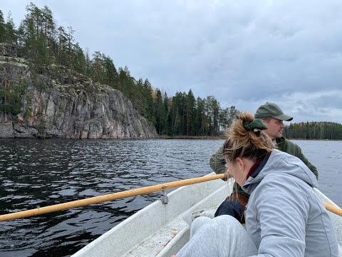 Kalastusta verkolla ja kuulumisia -- NET FISHING AND HOMESTEADING IN FINLAND