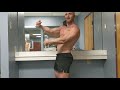Posing/flexing after my back workout for physique update