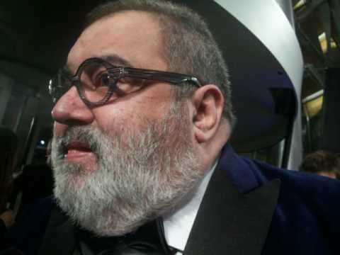 Jorge Lanata en la alfombra roja de los Martín Fierro