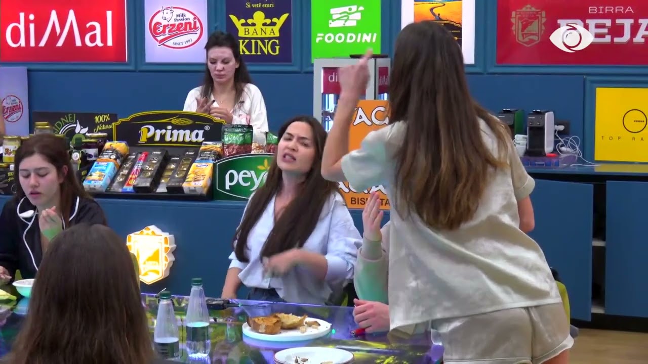 “Zgjodha veten time”/ Loredana debaton me Valbonën, Vserlo mundohet ta qetësojë