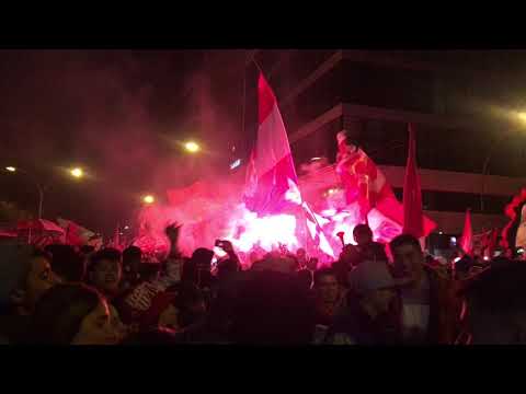 "Festejos por el Centenario Hinchada de Instituto" Barra: Los Capangas &bull; Club: Instituto