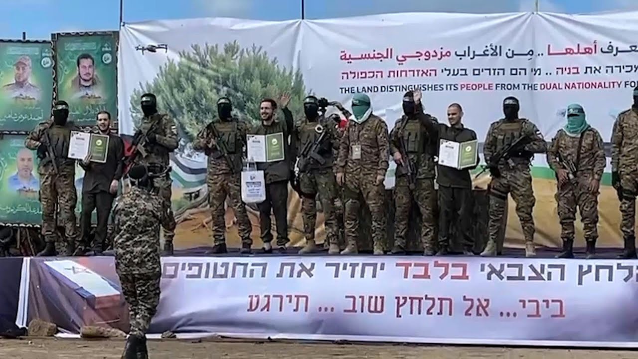 Hamas liberta mais seis reféns; Israel atrasa libertação de prisioneiros palestinos | AFP