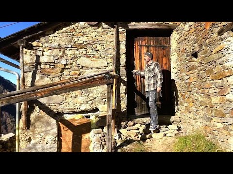 Ristrutturo la Baita in Montagna – Cucina nel fienile - Canale scolo - Finestra pietra - Video n. 75