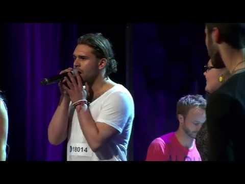 Samira, Robert, Mikaela, Joakim och Adina i gruppmomentet av Idols slutaudition - Idol Sverige (TV4)