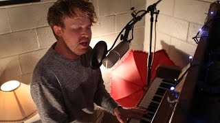 Audience - Thom Lion (Cold War Kids Cover)