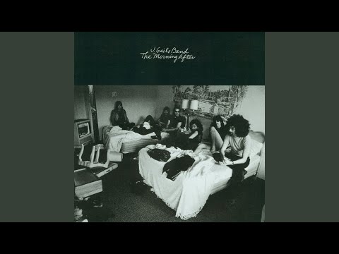 download lagu mp3 mp4 The Usual Place, download lagu The Usual Place gratis, unduh video klip The Usual Place