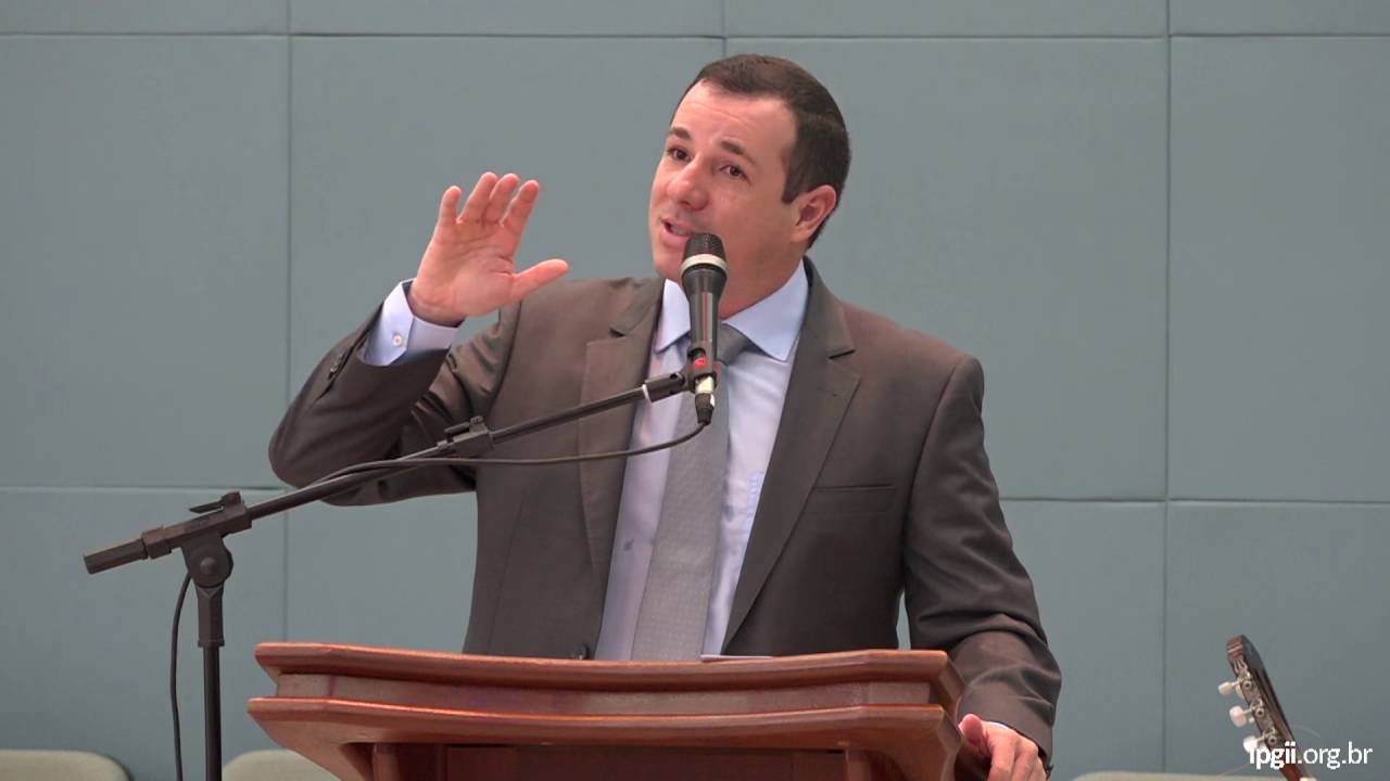 As Implicações de Ser Discípulo de Jesus - Lc 14:25-35