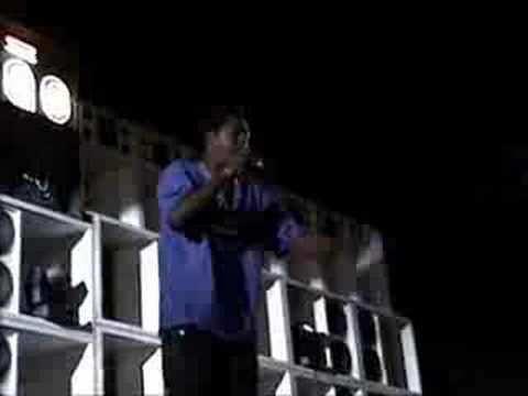 Mc Cazuza - É bonita e é gostosa!