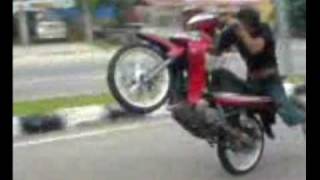 Download lagu Mat Rempit Terenggnu(Benetton Crew Terengganu) mp3