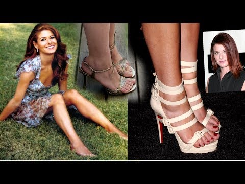Debra Messing Wikifeet