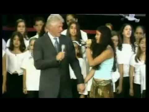 Bill Clinton  and  Liel Kolet singing .... Amazing Music Video  Must  See