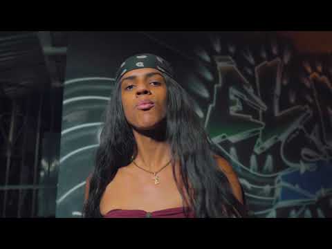 La Pajarita La Paul - Yo Soy Hembra 💃 ( Video Oficial ) Dir. Fernando Films