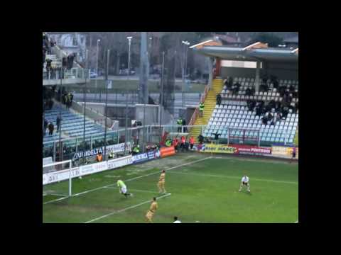 Giak ...   fuori.....cesena ascoli 1-0 744.avi