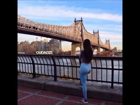 Empire Of The Sun – We Are The People (Geonis & Mier Remix)