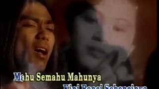 Download lagu Spoon - Memori Sekuntum Rindu mp3 Download lagu Spoon - Memori Sekuntum Rindu mp3