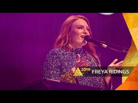 Freya Ridings - Lost Without You (Glastonbury 2019)
