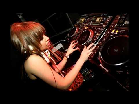 Gina Star Feat. DJ Roland Clark - This is Hollywood (Original Club Mix)