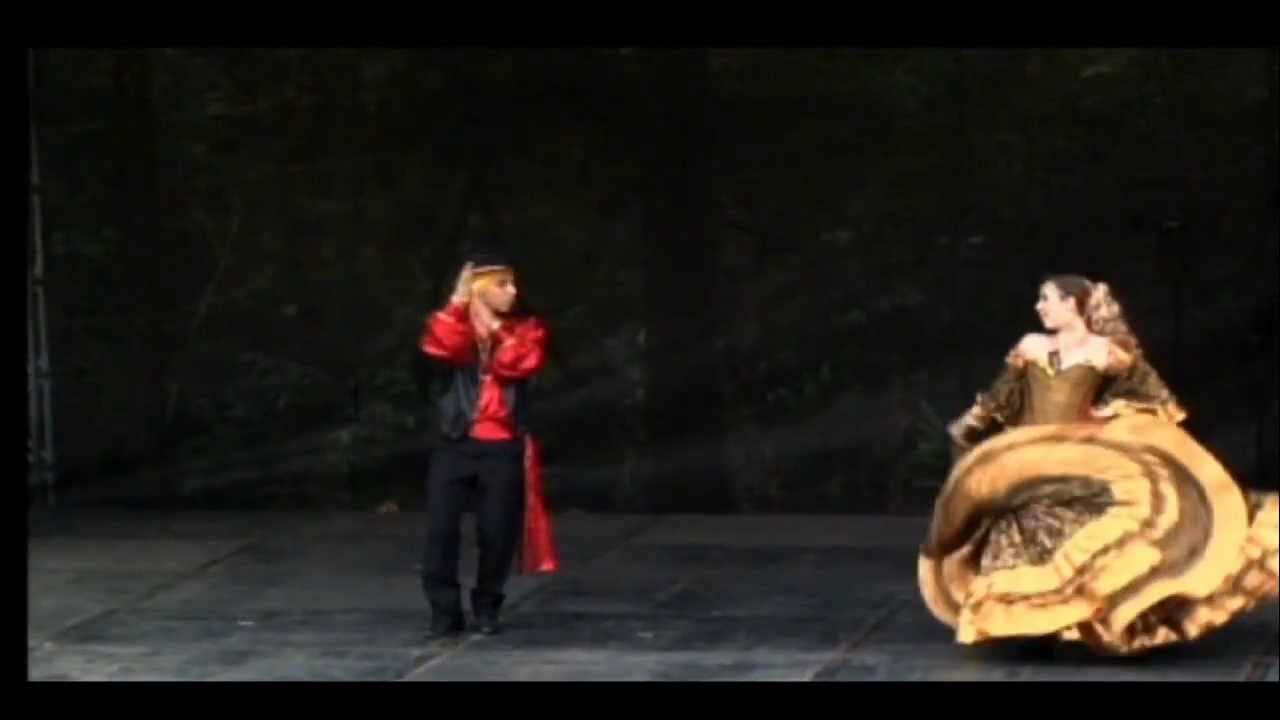 Indiara Carfachio e Eduardo Santos - Flamenco Arabe 2013