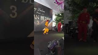 Download lagu JAWARA MAEN PUKULAN,'NANDAK DI HAJATAN BETAWI'. mp3 Download lagu JAWARA MAEN PUKULAN,'NANDAK DI HAJATAN BETAWI'. mp3