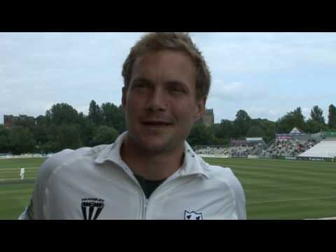Players Videos - Gareth Andrew's Toughest Opponent.mov