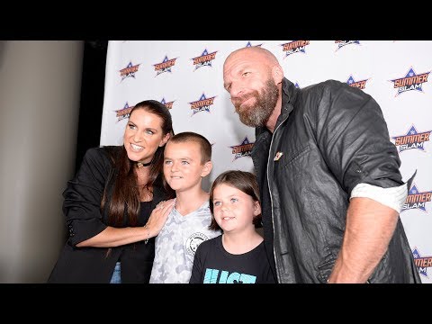 Stephanie McMahon On Being Both A Face And A Heel: “It’s Called Acting”