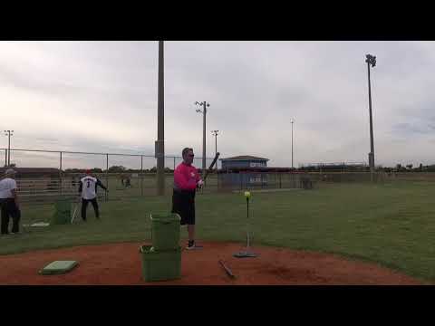 Jeff Hall hitting 360 off Tee into a Stiff wind with slugger hyperZ