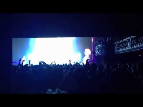 Die Antwoord - Never Le Nkemise 2  (LIVE - Paris 2013)