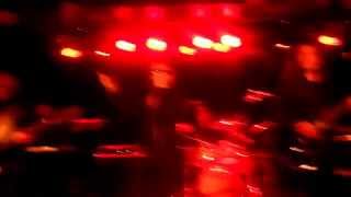 LAS NOVIAS - De Un Sorbo Amargo - Live in Razzmatazz 2014