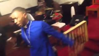 Overseer Kerry A T Thomas- Praise Break