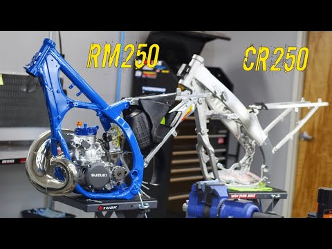 Building a pair of EPIC 2 strokes 😍 RM250 + CR250!