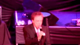 Frankie Valli &amp; The Four Seasons Dawn (Go Away) Live in Concert