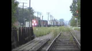 preview picture of video 'CN 2586 BNSF 546 CN 5607 8-18-05 Fond Du Lac, WI'