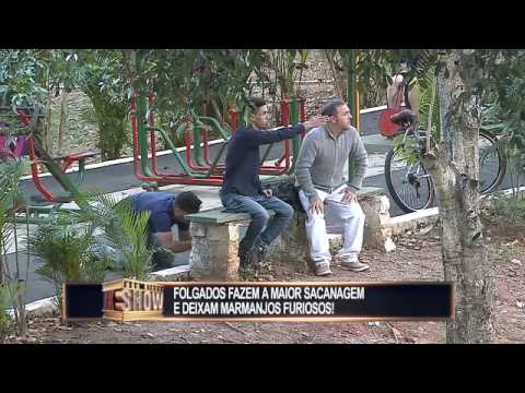 Dupla sacaneia a galera e faz todo mundo rolar morro abaixo