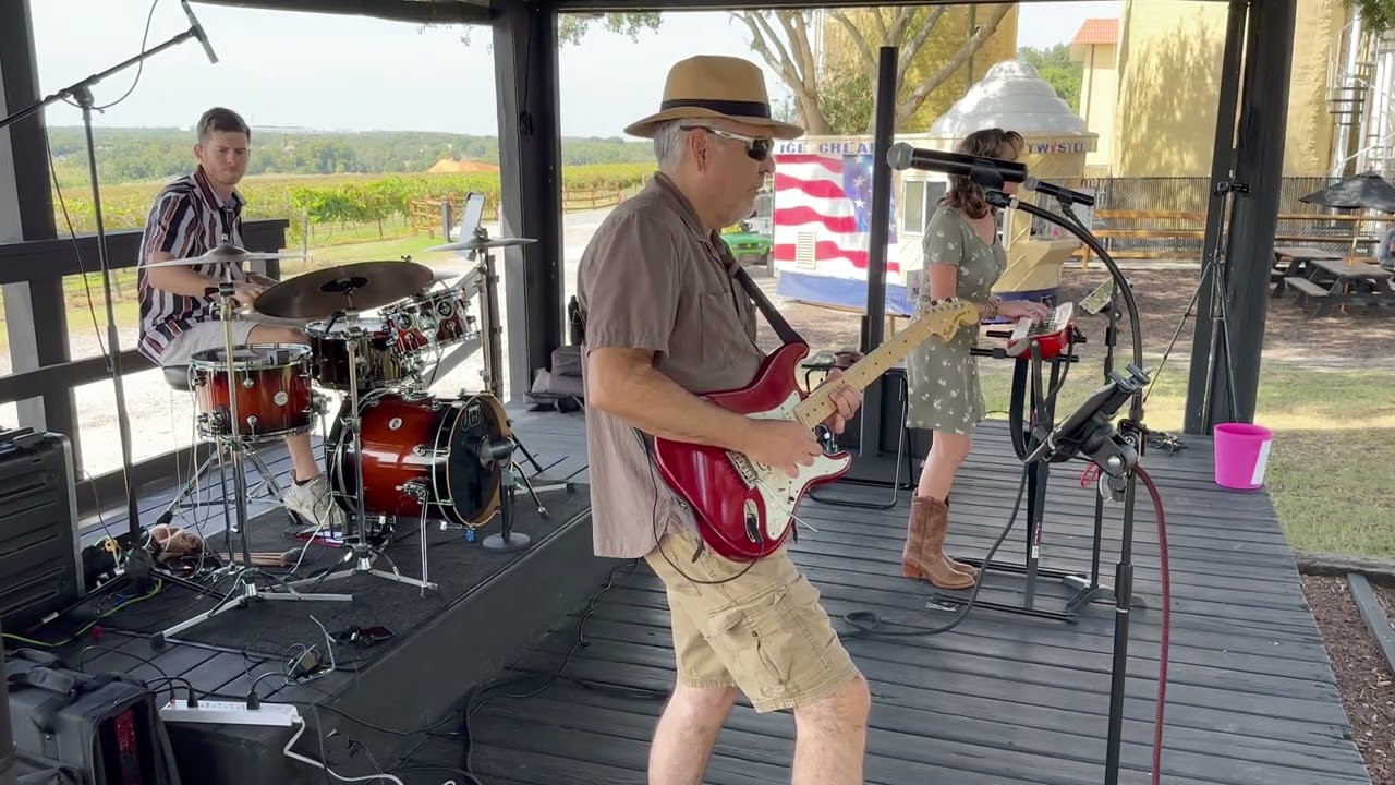 Promotional video thumbnail 2 for Dennie and the Jets