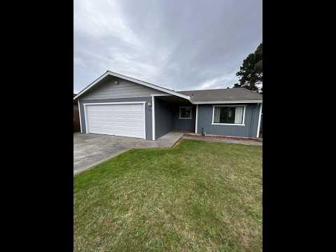 Dog Friendly Humboldt Hill Home With Fenced Yard! property video