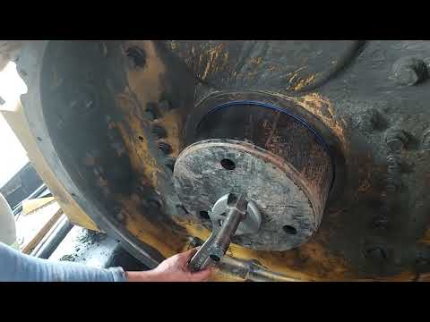 3512CAT engine,crankshaft oil seal install