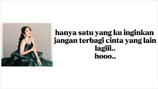 Download lagu Sabrina Leanor -pemdampingmu tahta hatiku mp3