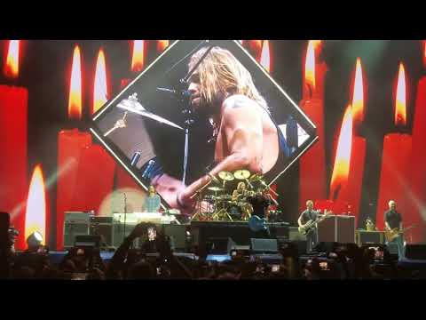 Foo Fighters Intro With Guest Appearances by Billy Idol and John Travolta
