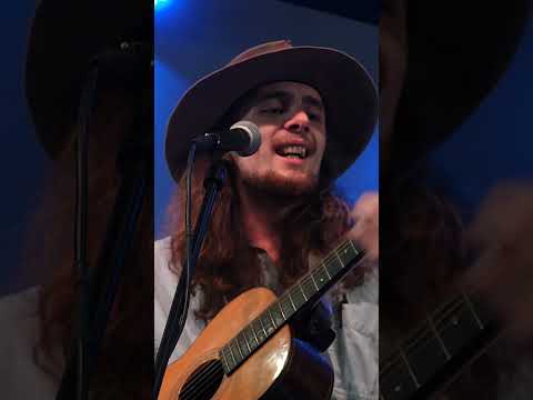 Nash Hamilton Performs "Michigan Girl"